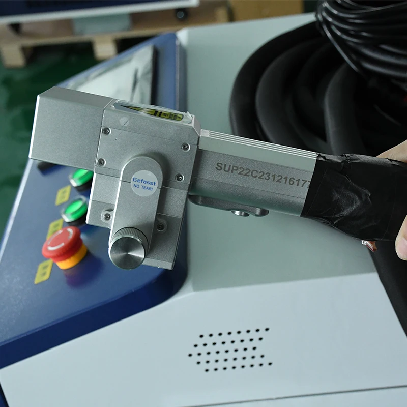 Industrial Laser Cleaning Machine - رأس تنظيف بالليزر محمول باليد SUP22C