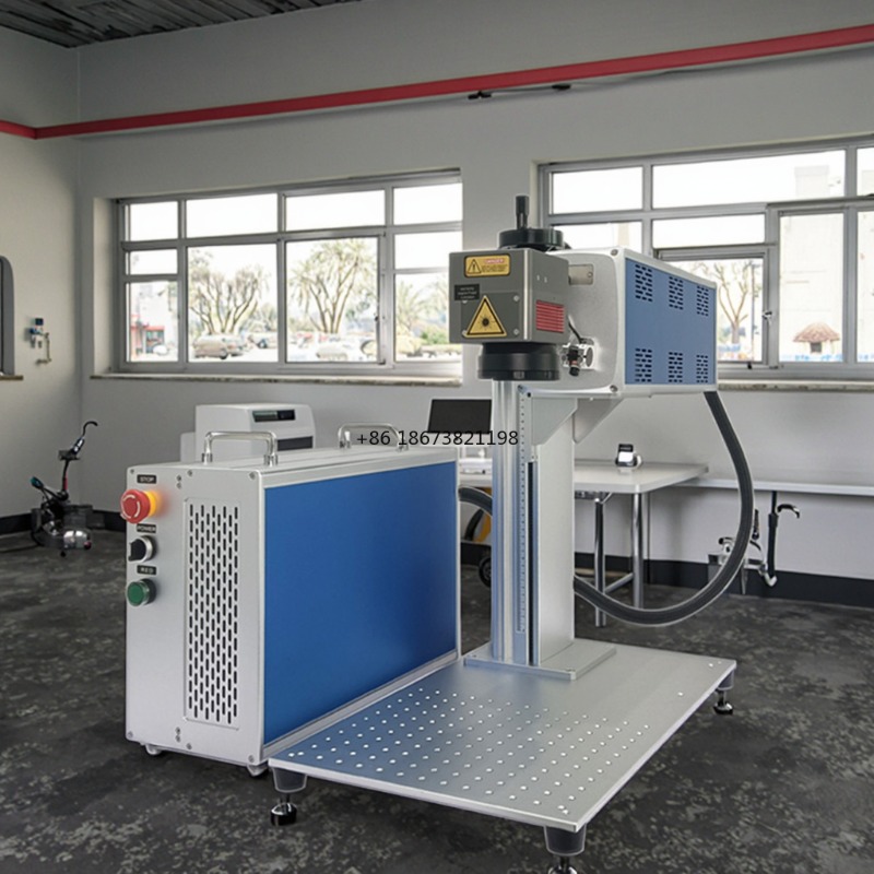 Acrylic Cutting Machine - آلة نقش وقطع بالليزر CO2 بقوة