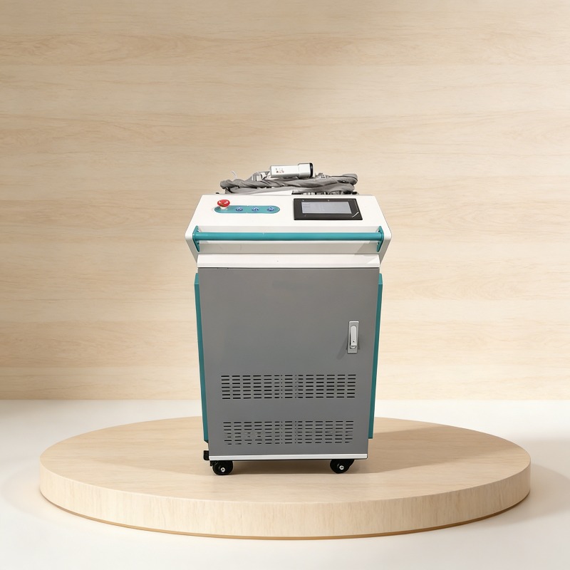 آلة تنظيف بالليزر النبضي 3 في  - مراجعة Industrial Laser Cleaning Machine وسعره