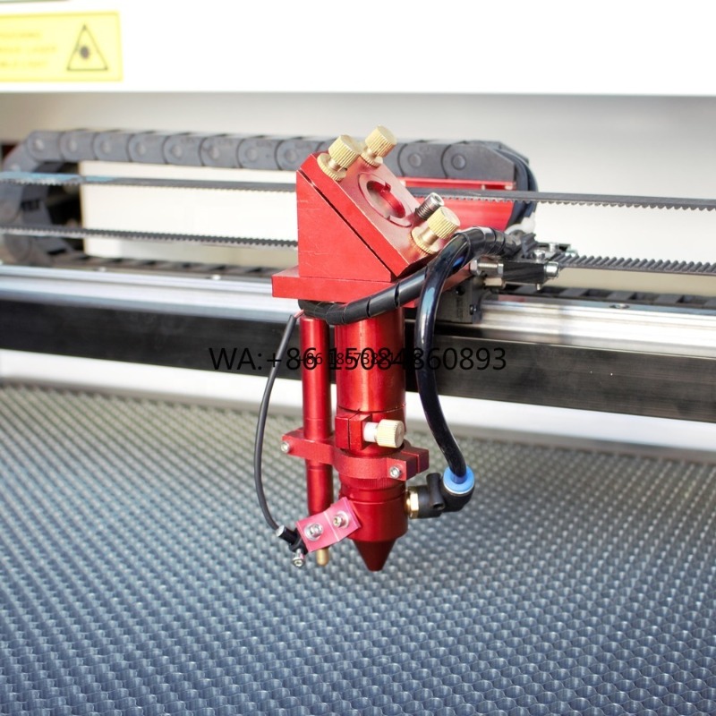 ماكينة قطع CO2 بقوة 100 واط 40 - مراجعة Acrylic Cutting Machine وسعره