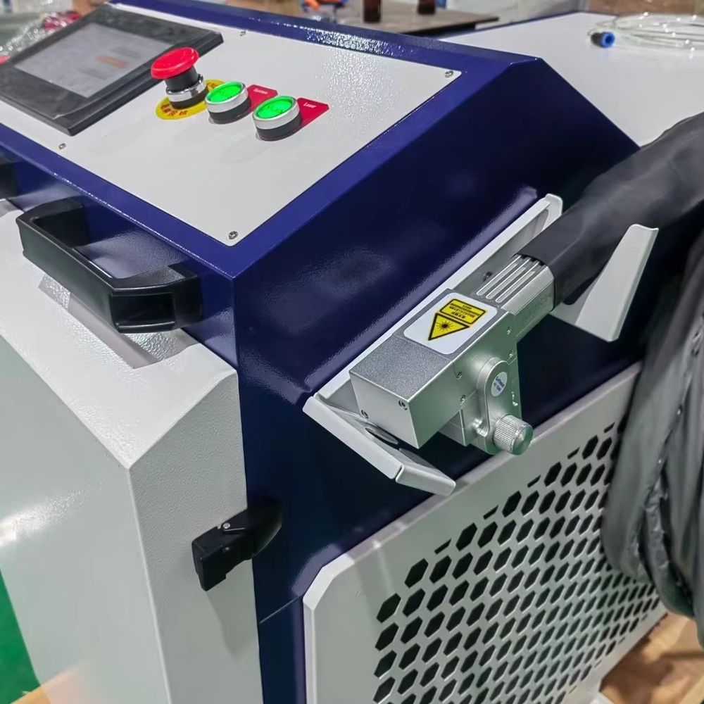 منظف ليزر نبضي صناعي جديد بقوة - مراجعة Industrial Laser Paint Remover وسعره