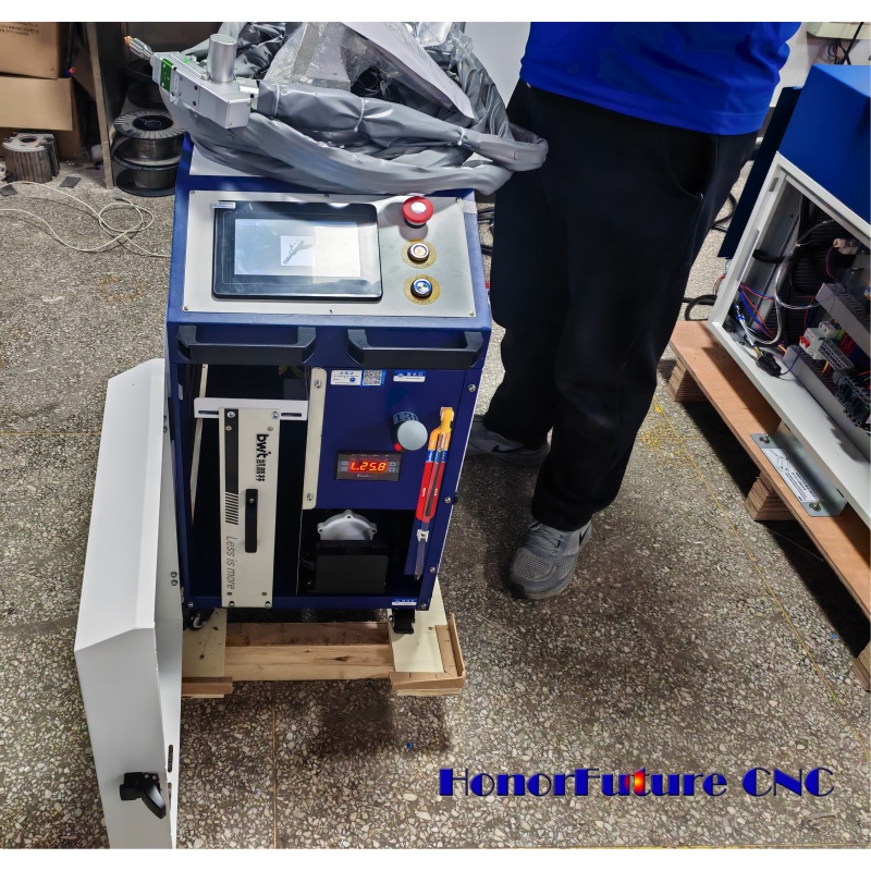 آلة تنظيف بالليزر الصناعية بقو - مراجعة Industrial Laser Cleaning Machine وسعره